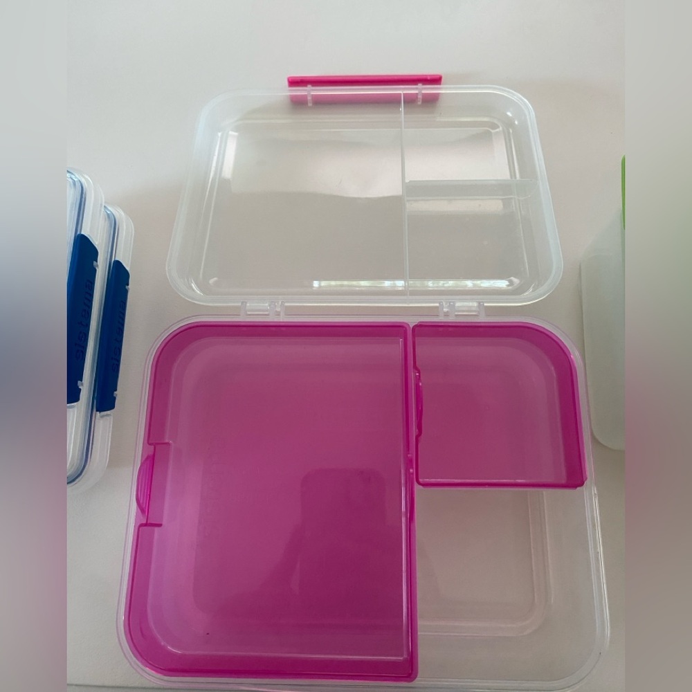 Lunch Box Storage - Picture 5 of 9